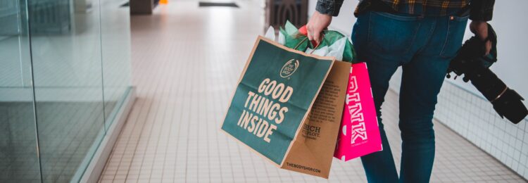Offline vs. Online – How to Convince Consumers to Online Shopping?