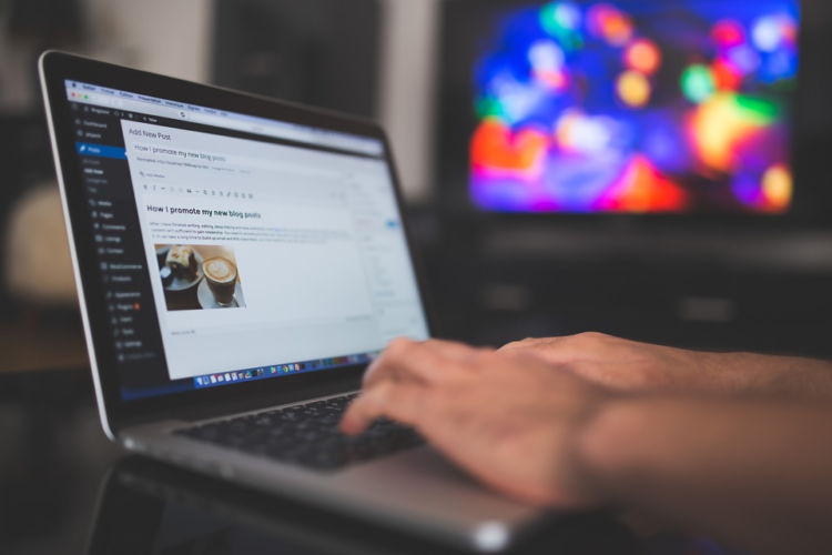 writing e-co relevant and helpful content for e-commerce SEO